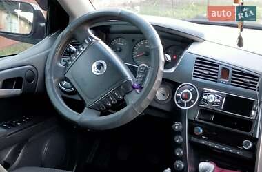 Внедорожник / Кроссовер SsangYong Kyron 2010 в 