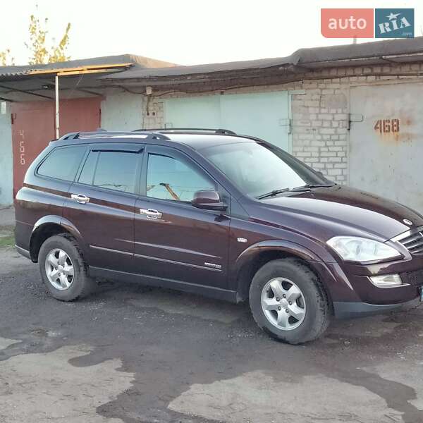 Внедорожник / Кроссовер SsangYong Kyron 2010 в Кривом Роге