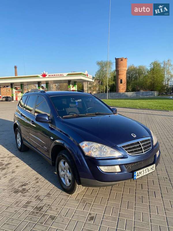 Внедорожник / Кроссовер SsangYong Kyron 2011 в Житомире