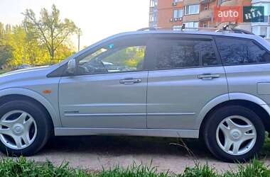 Внедорожник / Кроссовер SsangYong Kyron 2007 в 