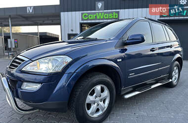 Позашляховик / Кросовер SsangYong Kyron 2011 в 