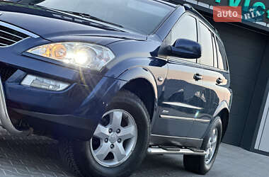 Позашляховик / Кросовер SsangYong Kyron 2011 в 