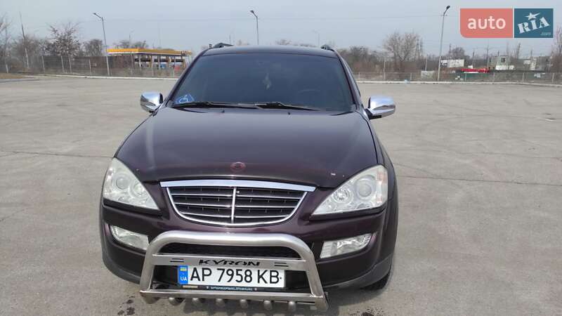 Позашляховик / Кросовер SsangYong Kyron 2010 в 