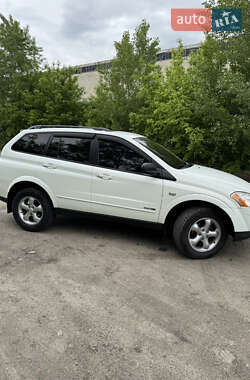 Внедорожник / Кроссовер SsangYong Kyron 2013 в 