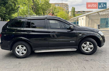 Внедорожник / Кроссовер SsangYong Kyron 2010 в 