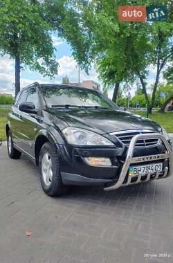 Позашляховик / Кросовер SsangYong Kyron 2010 в 
