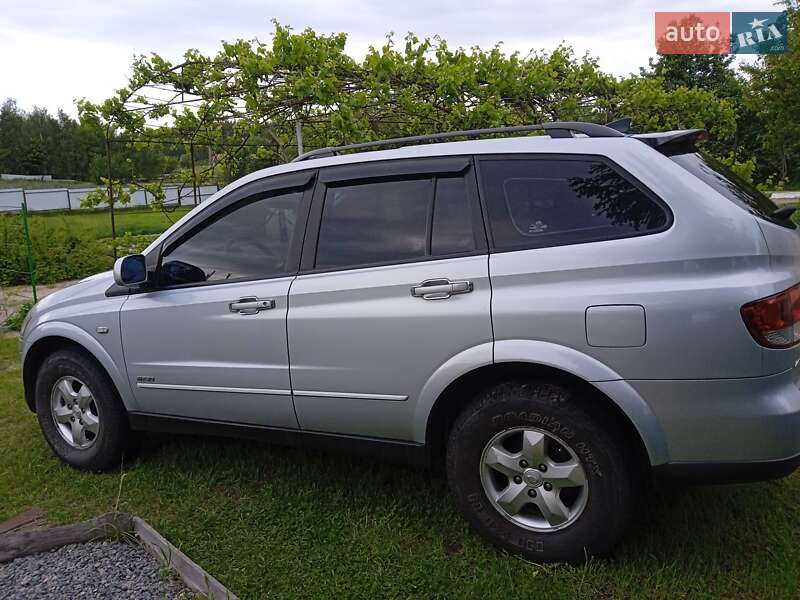 Позашляховик / Кросовер SsangYong Kyron 2010 в Києві