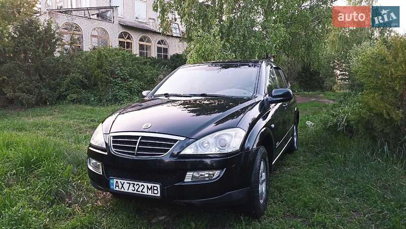 Внедорожник / Кроссовер SsangYong Kyron 2010 в Харькове