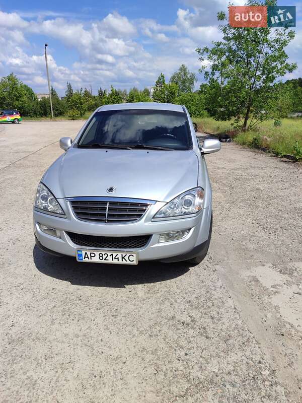 Внедорожник / Кроссовер SsangYong Kyron 2010 в Запорожье