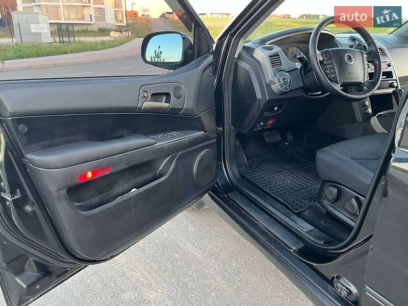 Внедорожник / Кроссовер SsangYong Kyron 2012 в Ровно