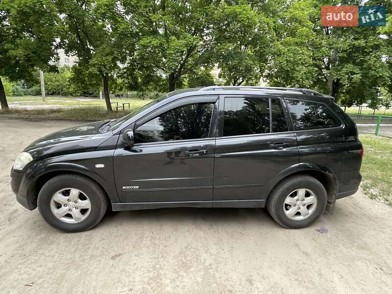 Внедорожник / Кроссовер SsangYong Kyron 2010 в Харькове