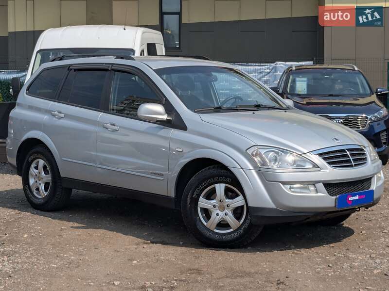 Позашляховик / Кросовер SsangYong Kyron 2012 в Києві