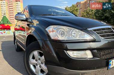 Позашляховик / Кросовер SsangYong Kyron 2010 в 