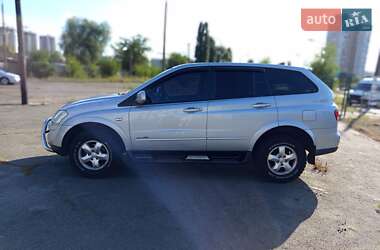 Внедорожник / Кроссовер SsangYong Kyron 2010 в 