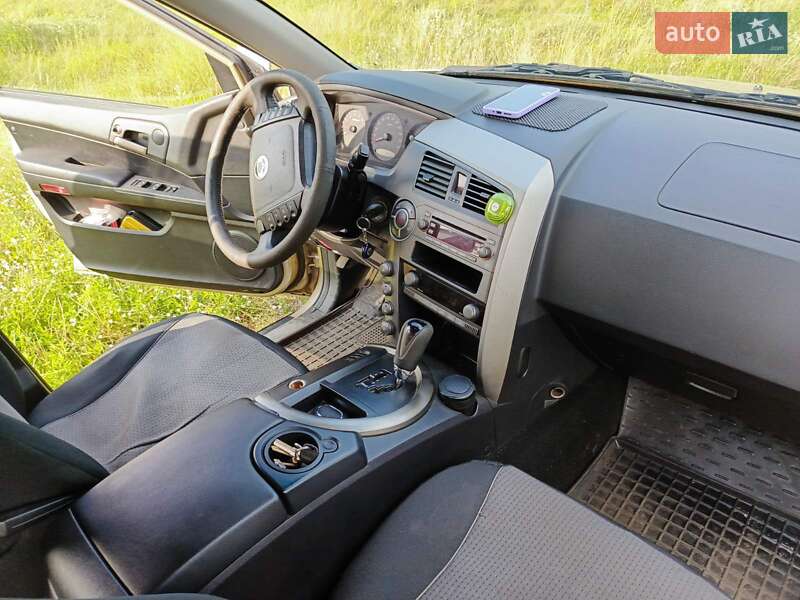 Внедорожник / Кроссовер SsangYong Kyron 2011 в Киеве