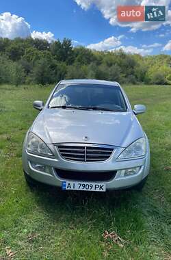 Внедорожник / Кроссовер SsangYong Kyron 2010 в 