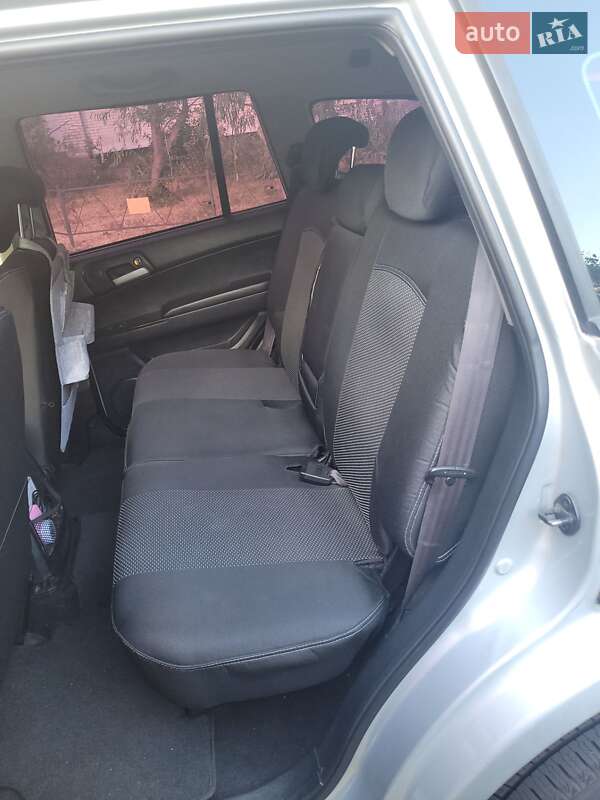 Внедорожник / Кроссовер SsangYong Kyron 2010 в Киеве