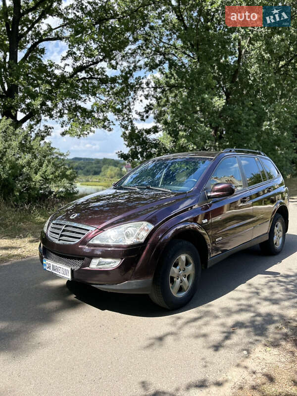 Внедорожник / Кроссовер SsangYong Kyron 2010 в 
