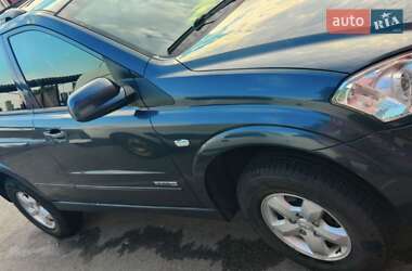 Внедорожник / Кроссовер SsangYong Kyron 2014 в 
