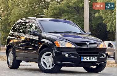 Позашляховик / Кросовер SsangYong Kyron 2008 в 