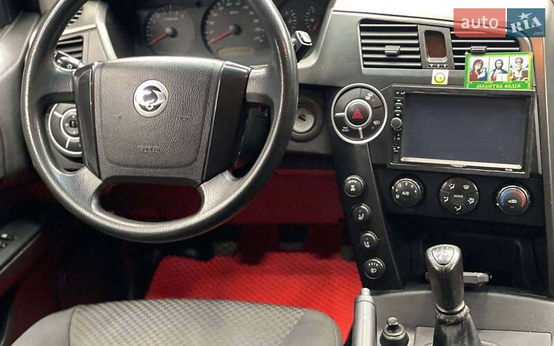 Внедорожник / Кроссовер SsangYong Kyron 2010 в Черновцах