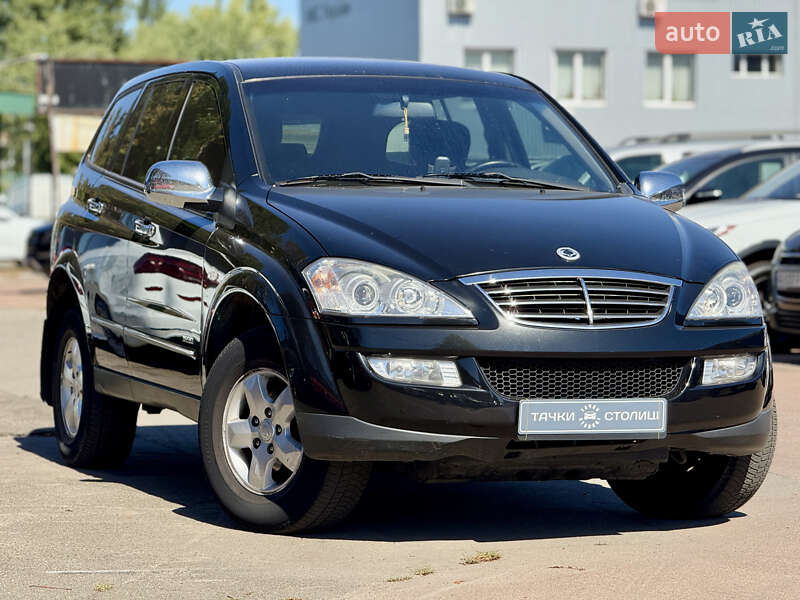 Внедорожник / Кроссовер SsangYong Kyron 2010 в 
