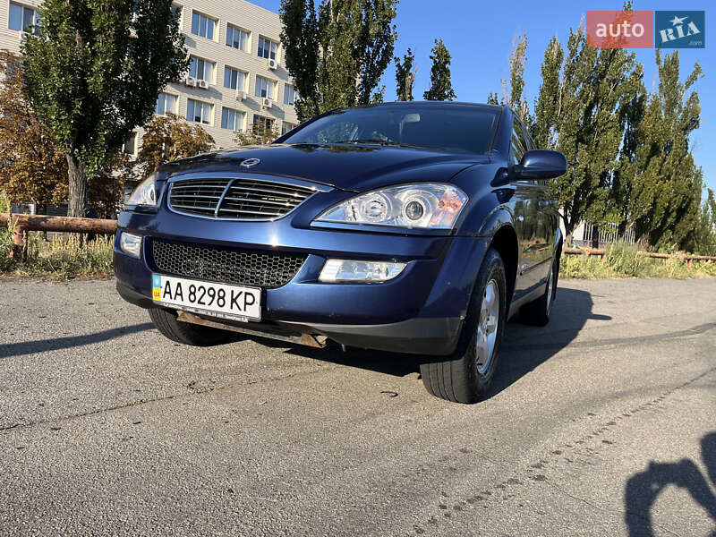 Внедорожник / Кроссовер SsangYong Kyron 2011 в Киеве