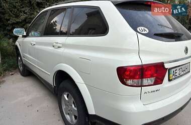 Позашляховик / Кросовер SsangYong Kyron 2013 в 
