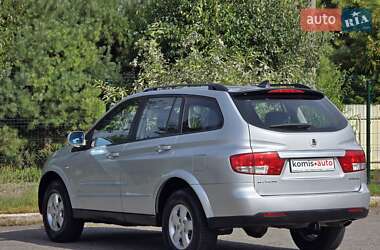 Внедорожник / Кроссовер SsangYong Kyron 2010 в 