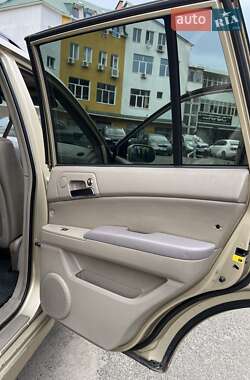 Позашляховик / Кросовер SsangYong Kyron 2006 в 