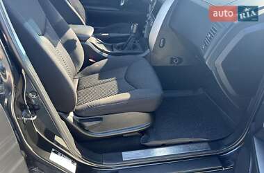 Седан SsangYong Kyron 2013 в 