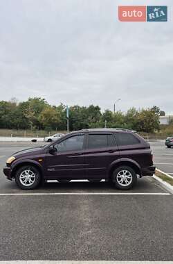 Внедорожник / Кроссовер SsangYong Kyron 2007 в 