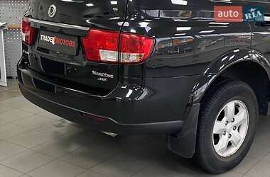 Позашляховик / Кросовер SsangYong Kyron 2010 в 