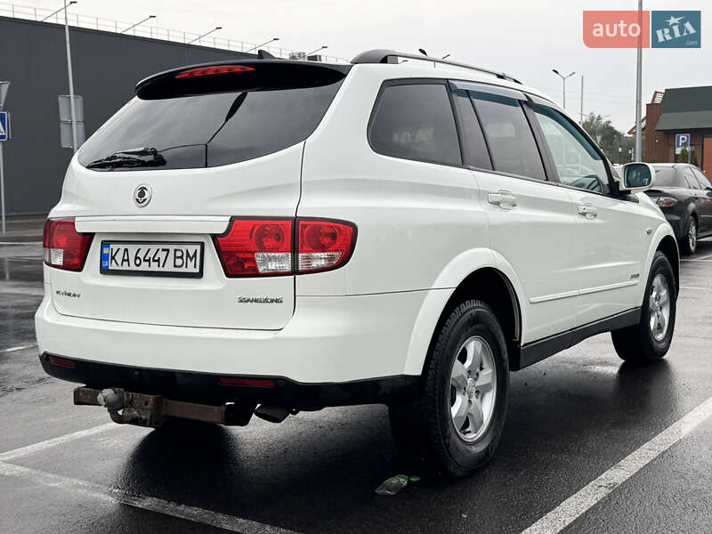 Внедорожник / Кроссовер SsangYong Kyron 2013 в Киеве