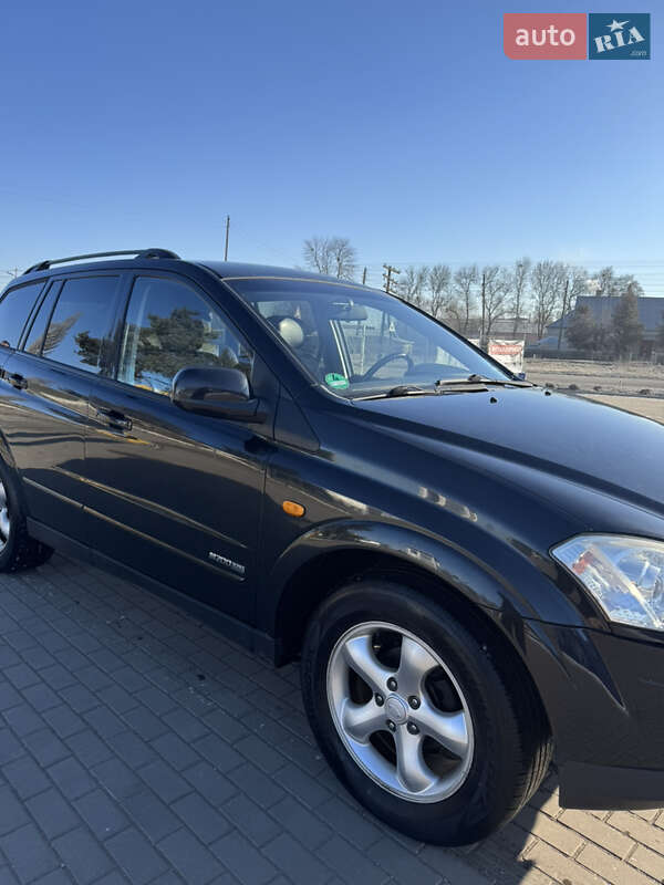 Позашляховик / Кросовер SsangYong Kyron 2010 в Горохові