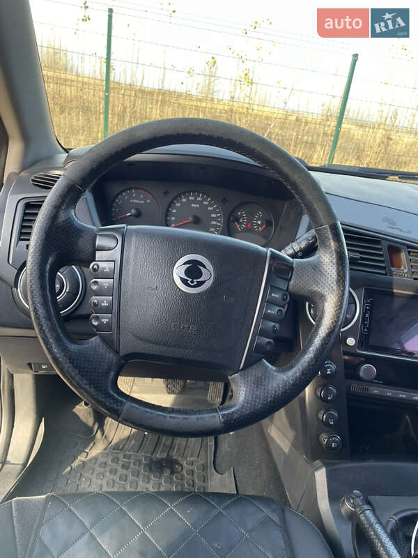 Позашляховик / Кросовер SsangYong Kyron 2010 в Києві