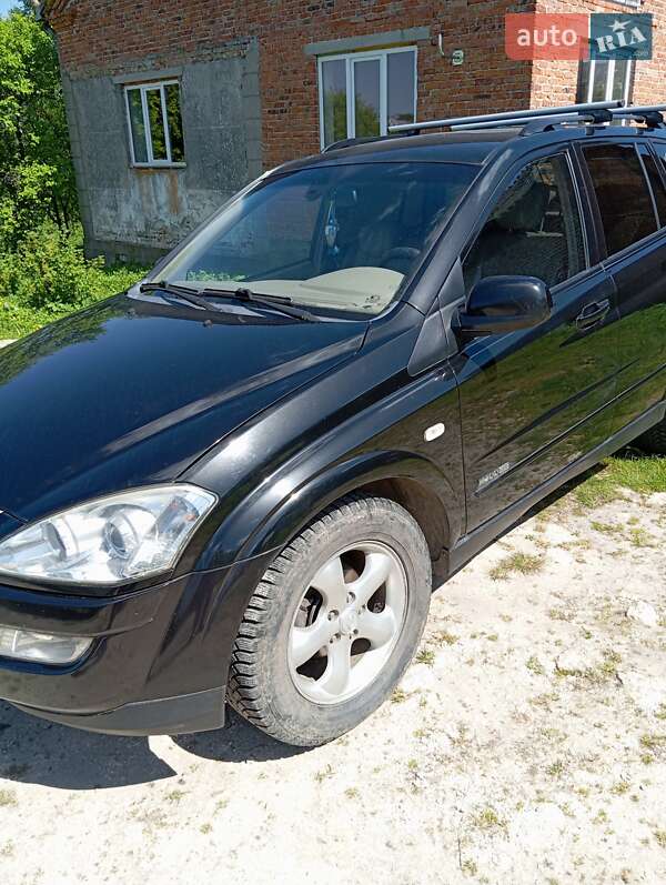 Позашляховик / Кросовер SsangYong Kyron 2008 в Львові