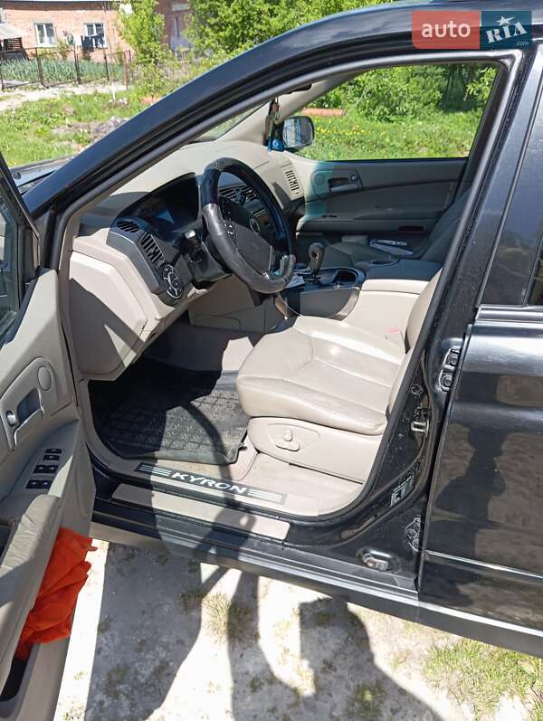 Позашляховик / Кросовер SsangYong Kyron 2008 в Львові