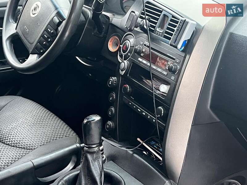 Внедорожник / Кроссовер SsangYong Kyron 2007 в Киеве фото 34 Внедорожник / Кроссовер SsangYong Kyron 2007 в Киеве