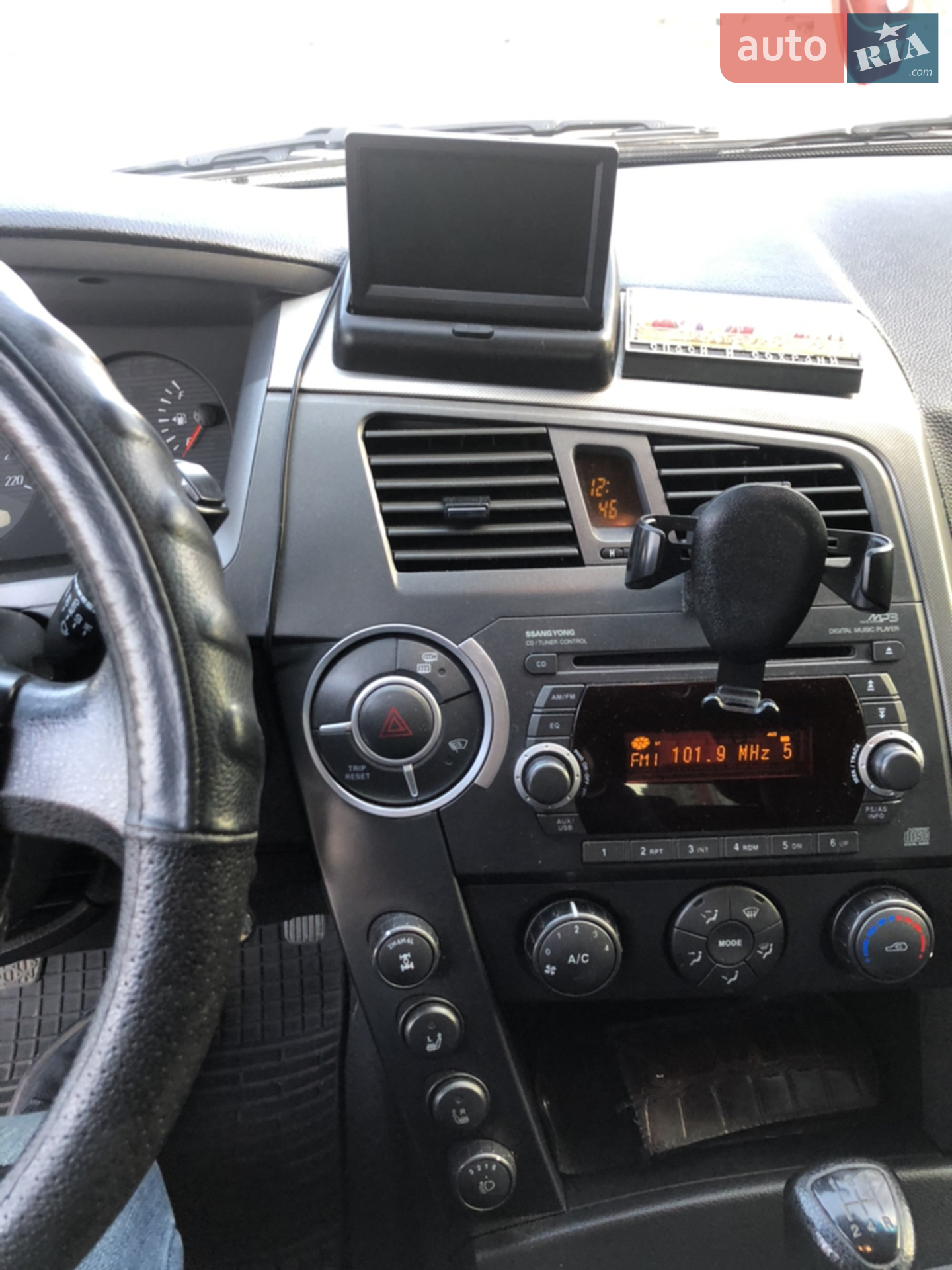 2013 SsangYong Kyron - мініатюра 12