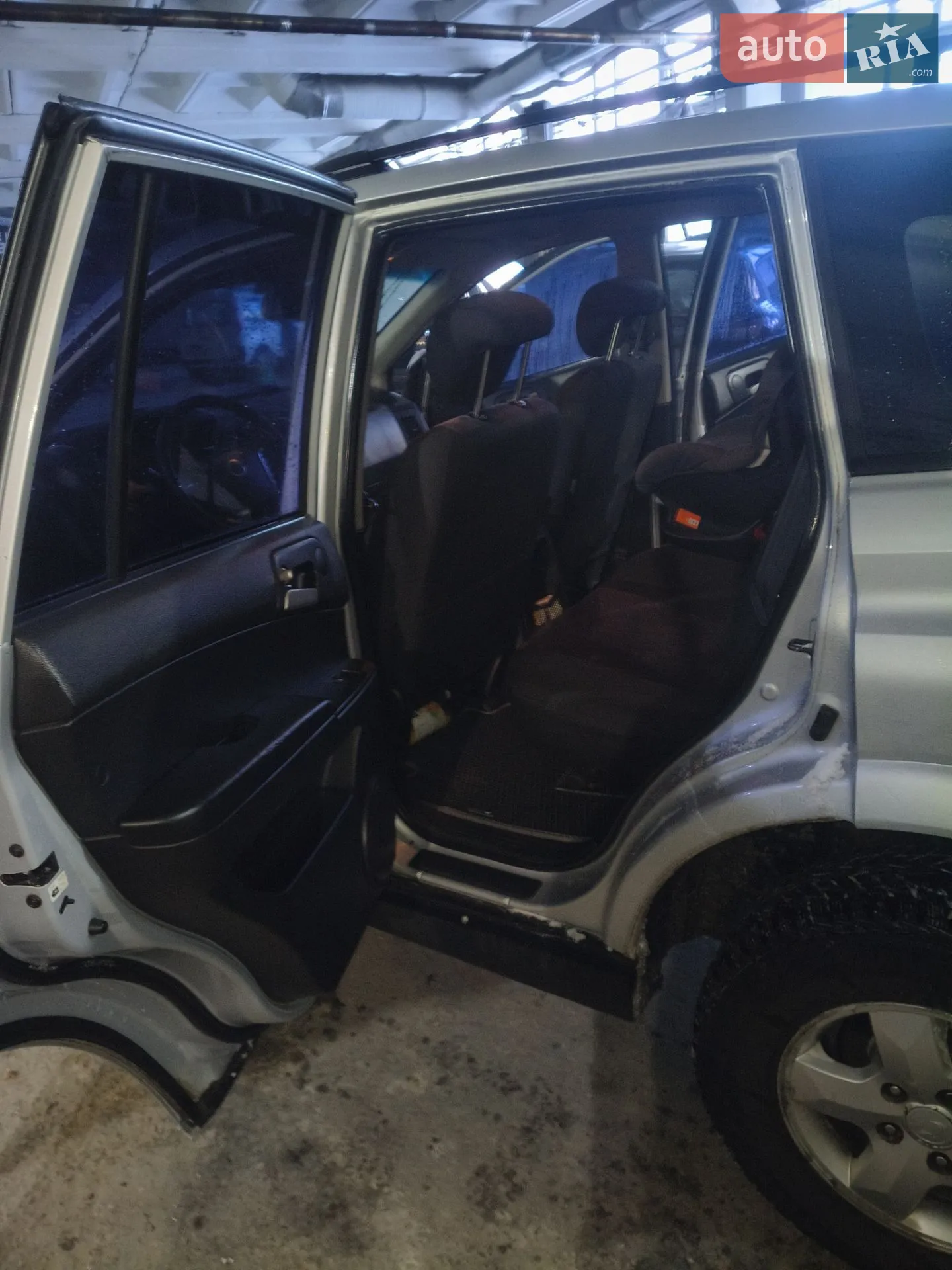 2010 SsangYong Kyron - мініатюра 14