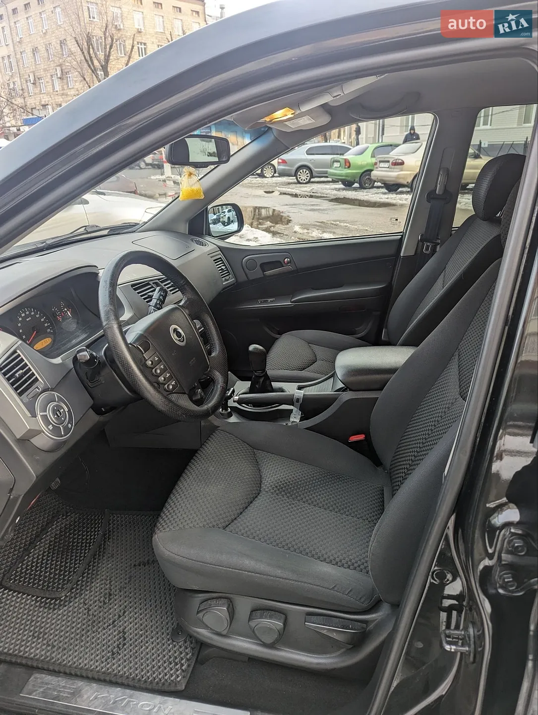 2013 SsangYong Kyron - мініатюра 5