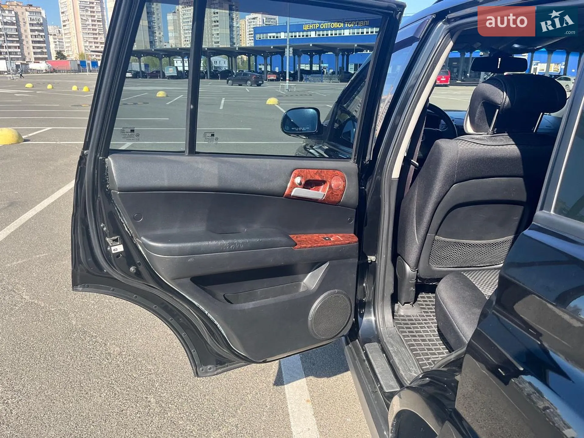 2010 SsangYong Kyron - мініатюра 16