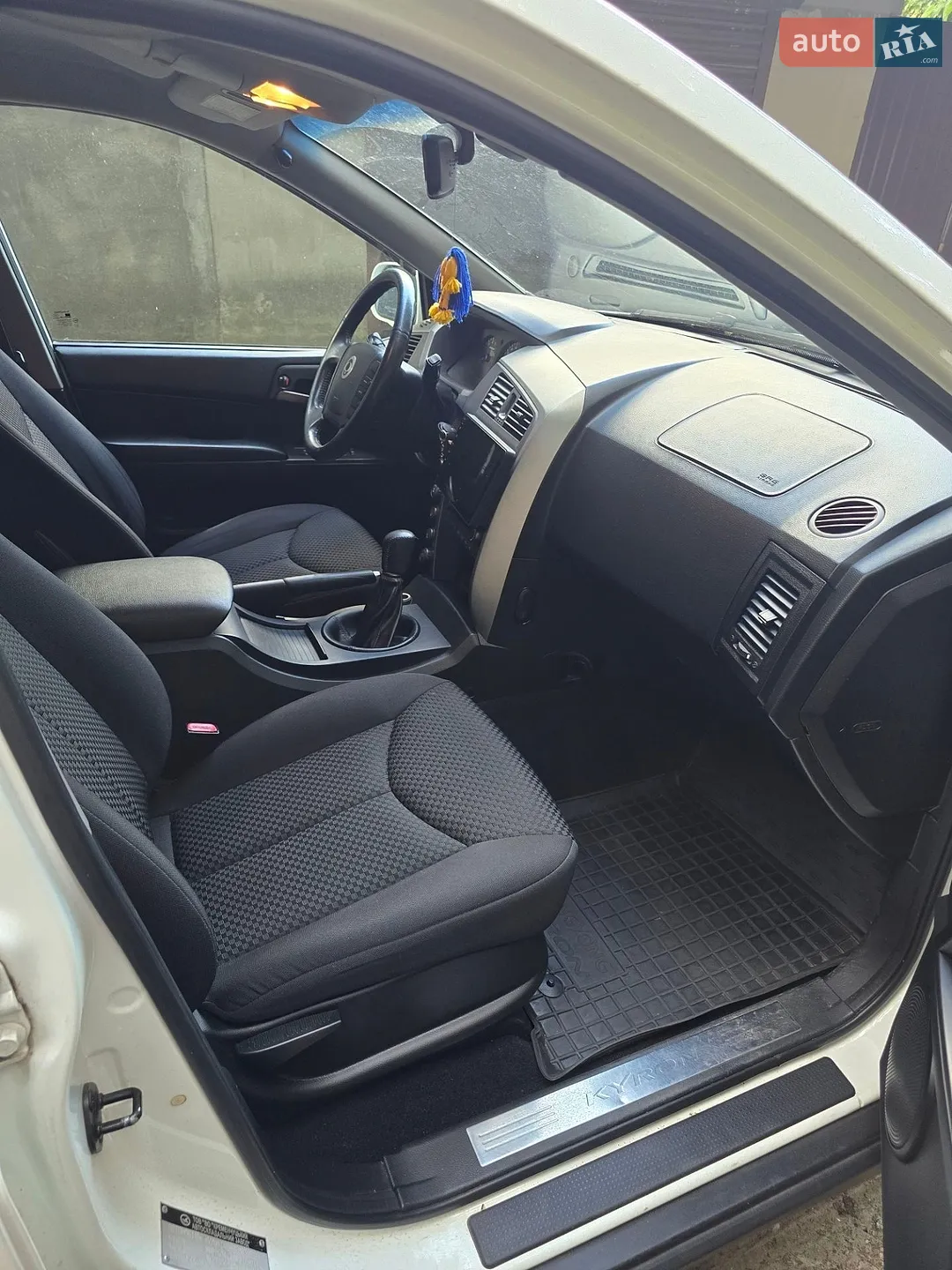 2014 SsangYong Kyron - мініатюра 10