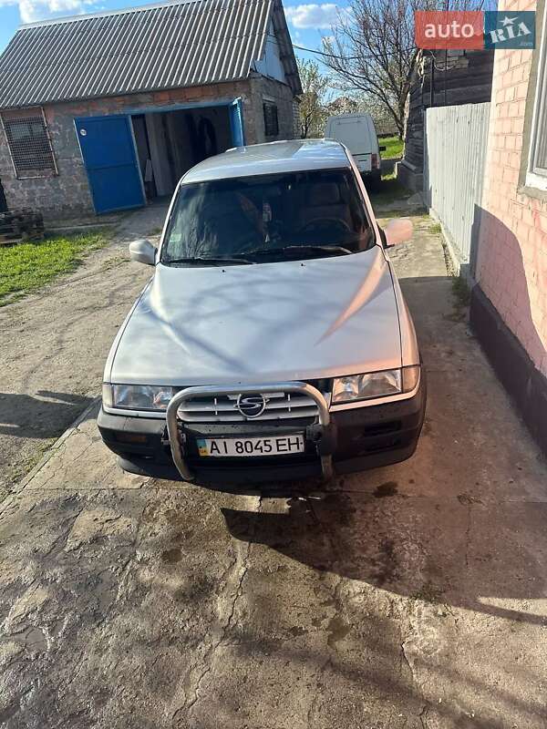 Внедорожник / Кроссовер SsangYong Musso 1996 в Запорожье