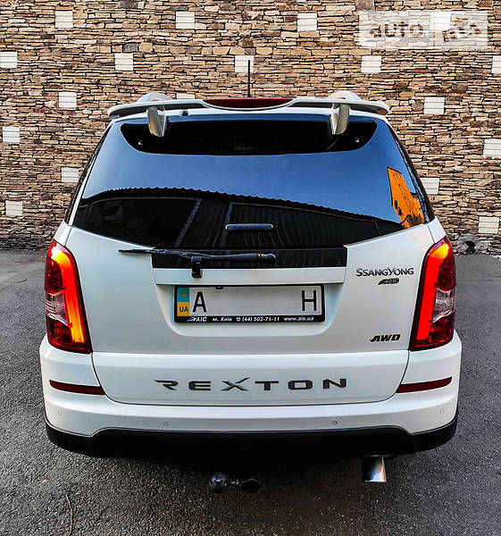 Позашляховик / Кросовер SsangYong Rexton 2014 в Києві