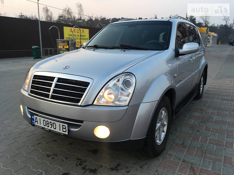 Позашляховик / Кросовер SsangYong Rexton 2010 в Києві