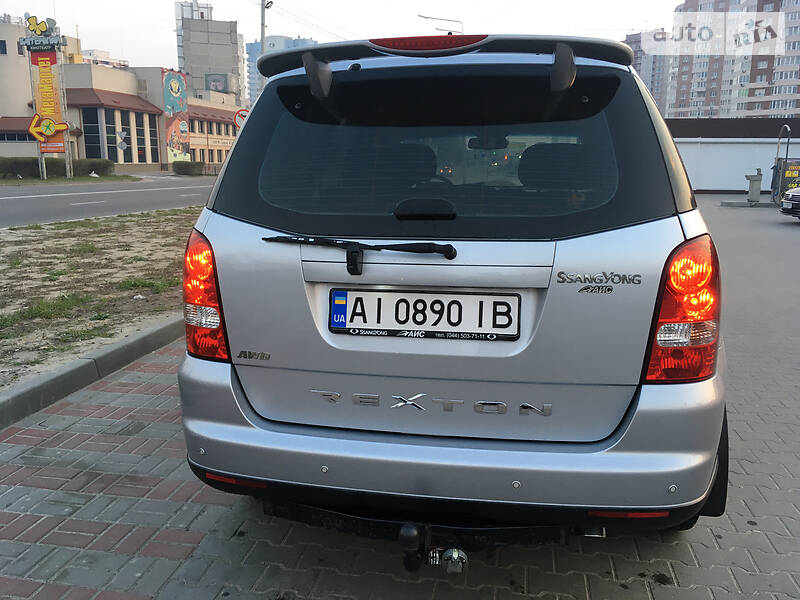 Позашляховик / Кросовер SsangYong Rexton 2010 в Києві