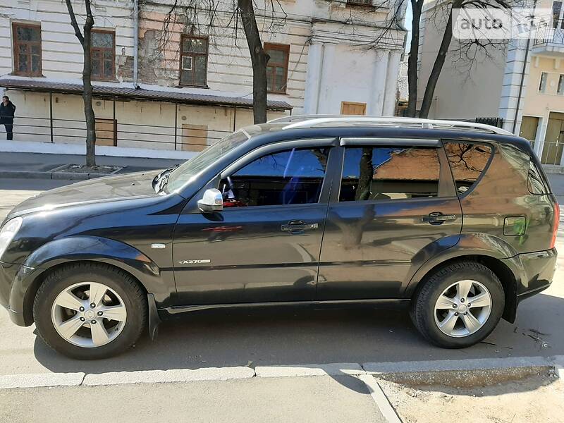 Позашляховик / Кросовер SsangYong Rexton 2009 в 