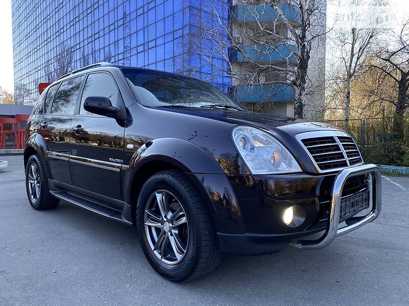 Позашляховик / Кросовер SsangYong Rexton 2010 в Дніпрі